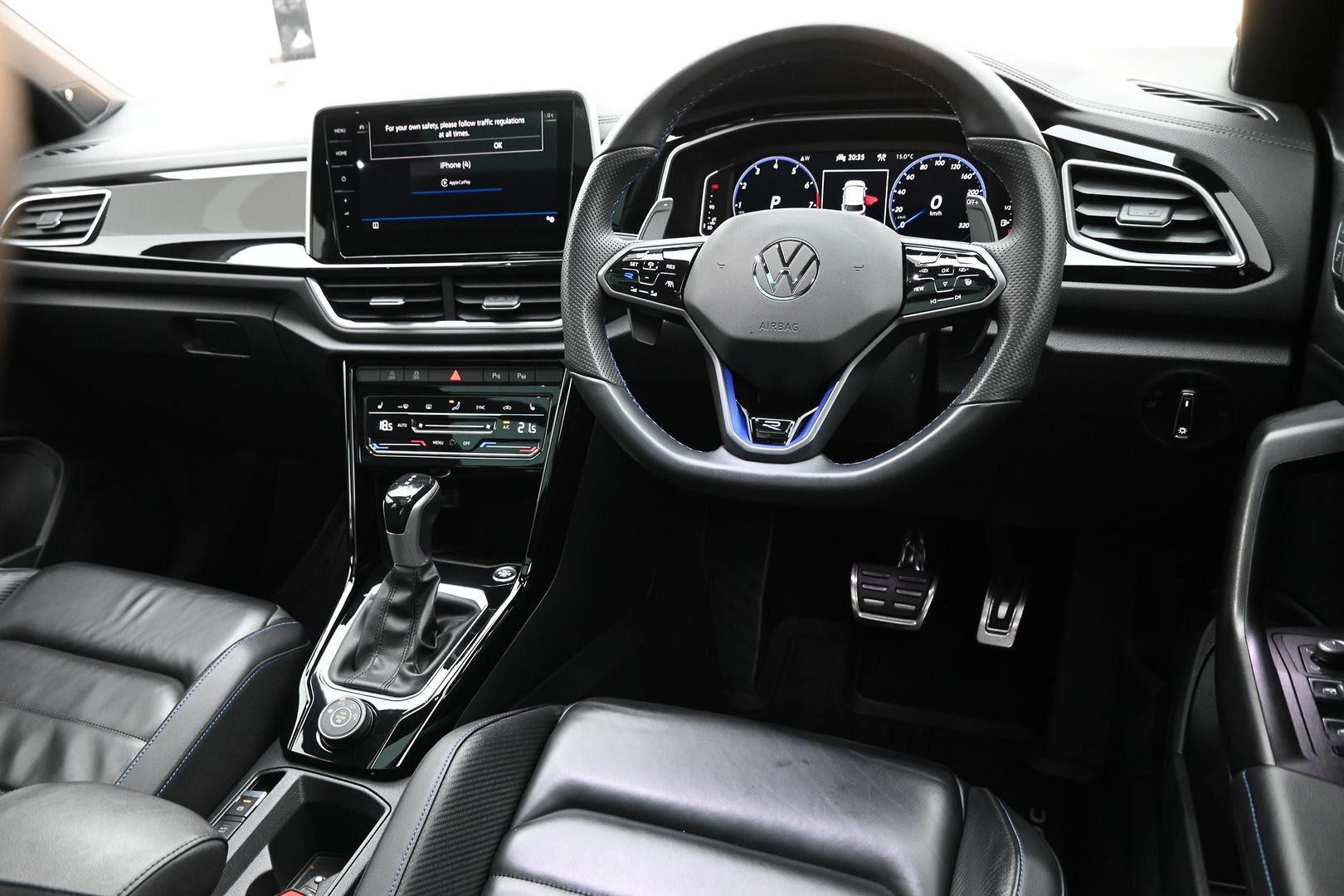 Volkswagen T-roc image 4