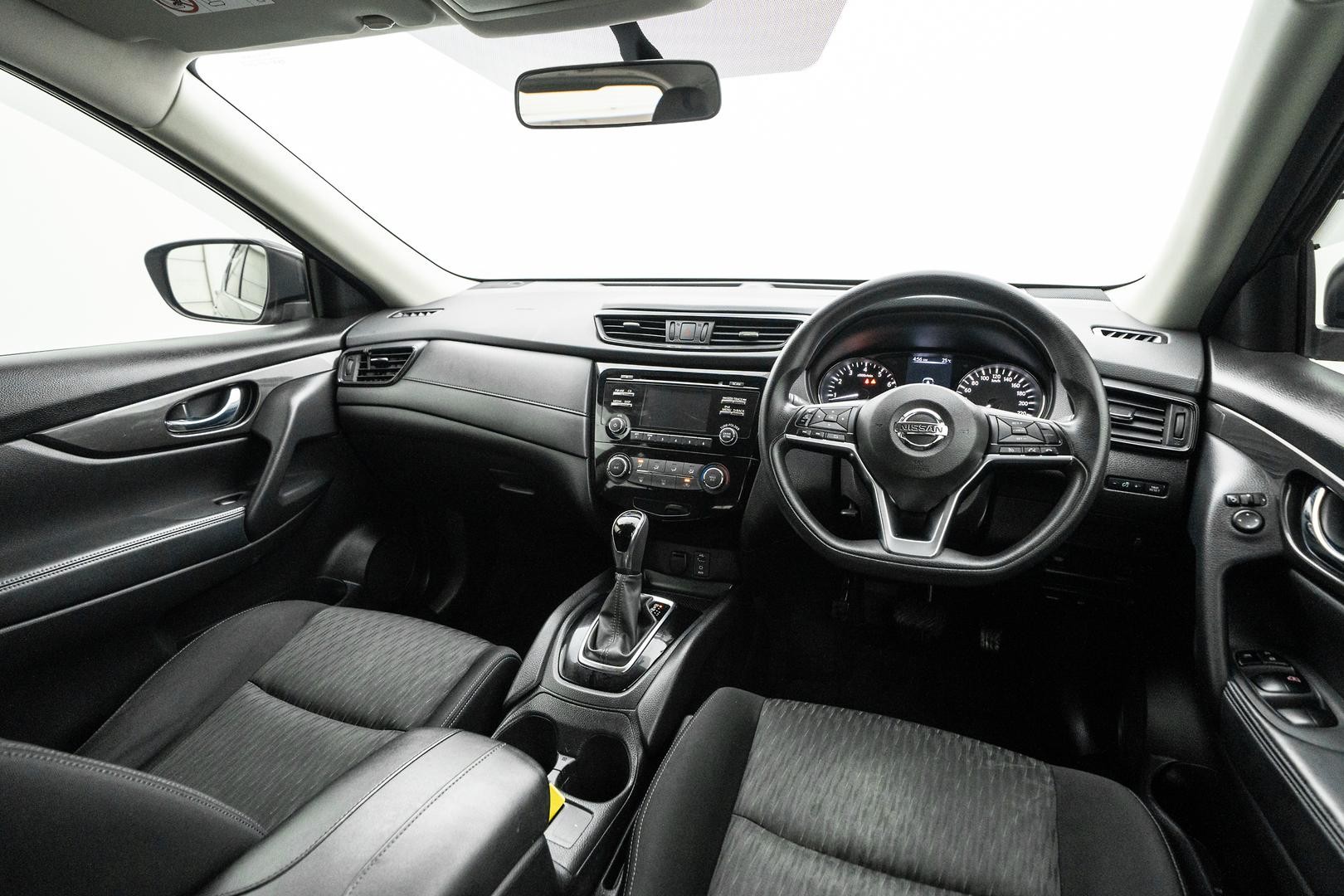 Nissan X-trail image 4