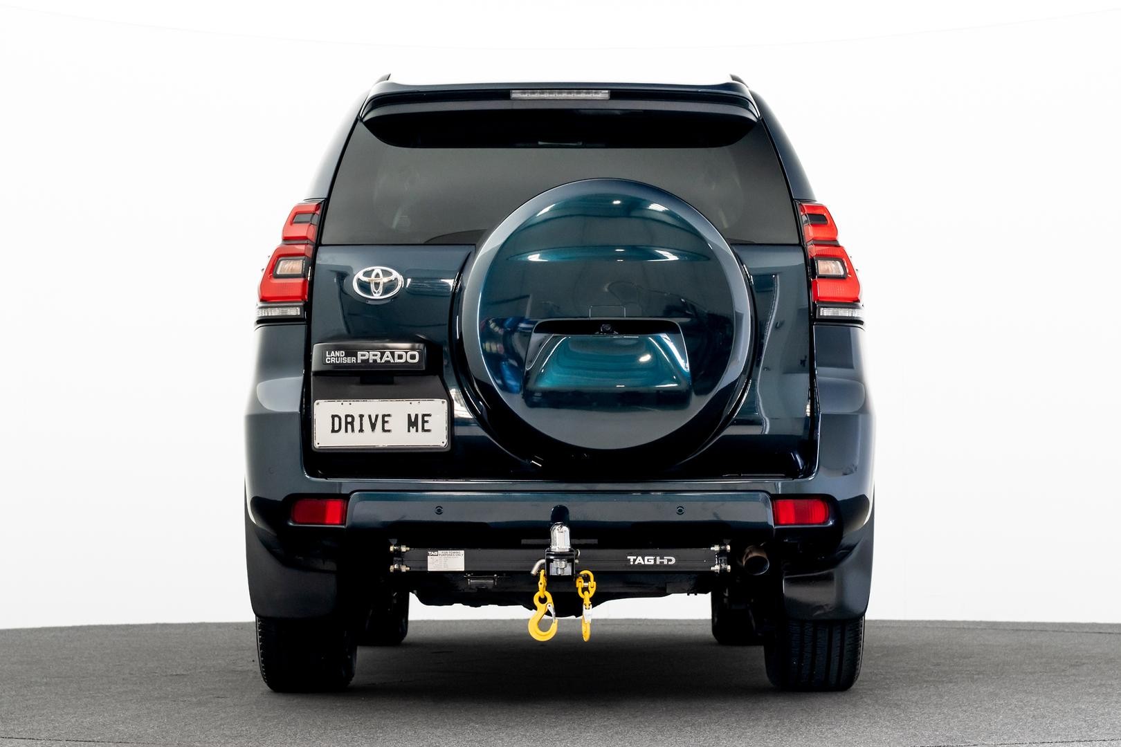 Toyota Landcruiser Prado image 3