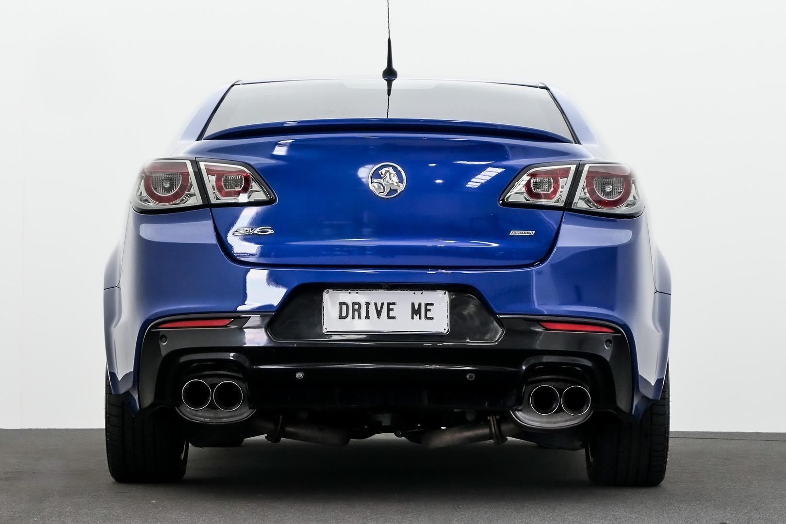 Holden Commodore image 3