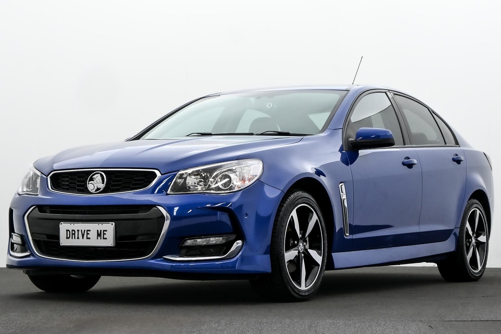 Holden Commodore image 1