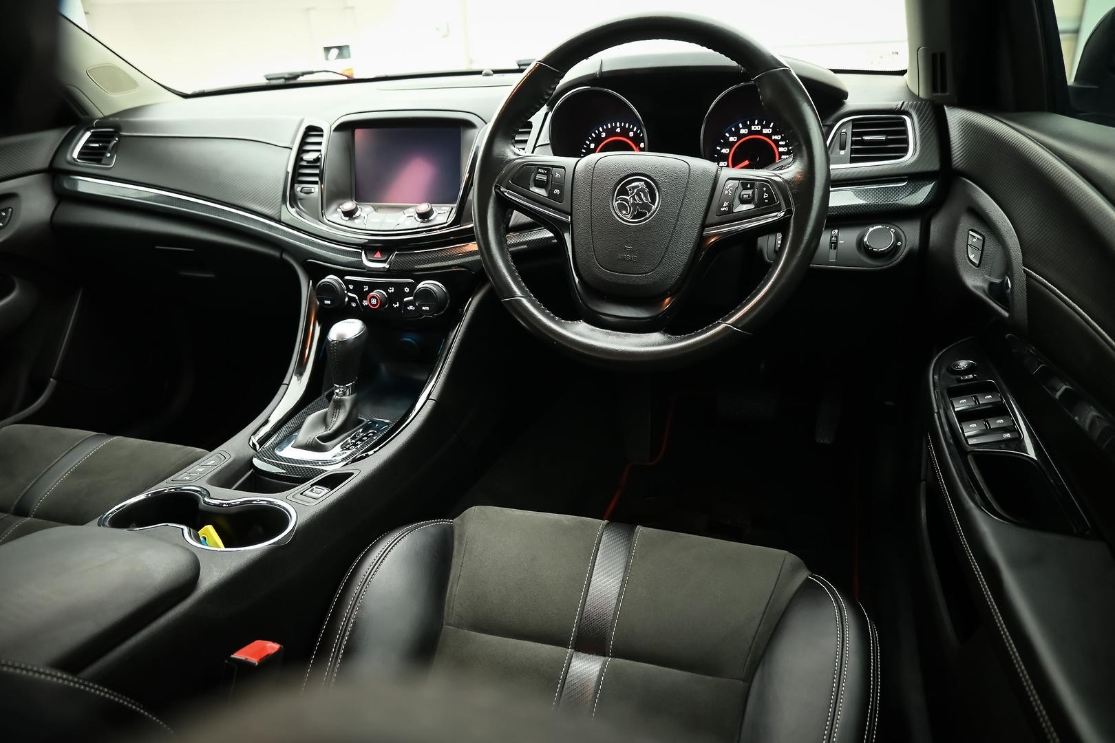 Holden Commodore image 4