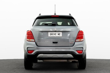 https://dvg-vehicle-assets.s3.amazonaws.com/C4402/2wculdk5dfns6qbqano8z0fb1.jpg
