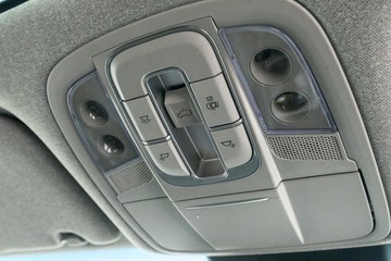 https://dvg-vehicle-assets.s3.amazonaws.com/C4430/er8qyag9nai5rfdtvl0aefs5f.jpg