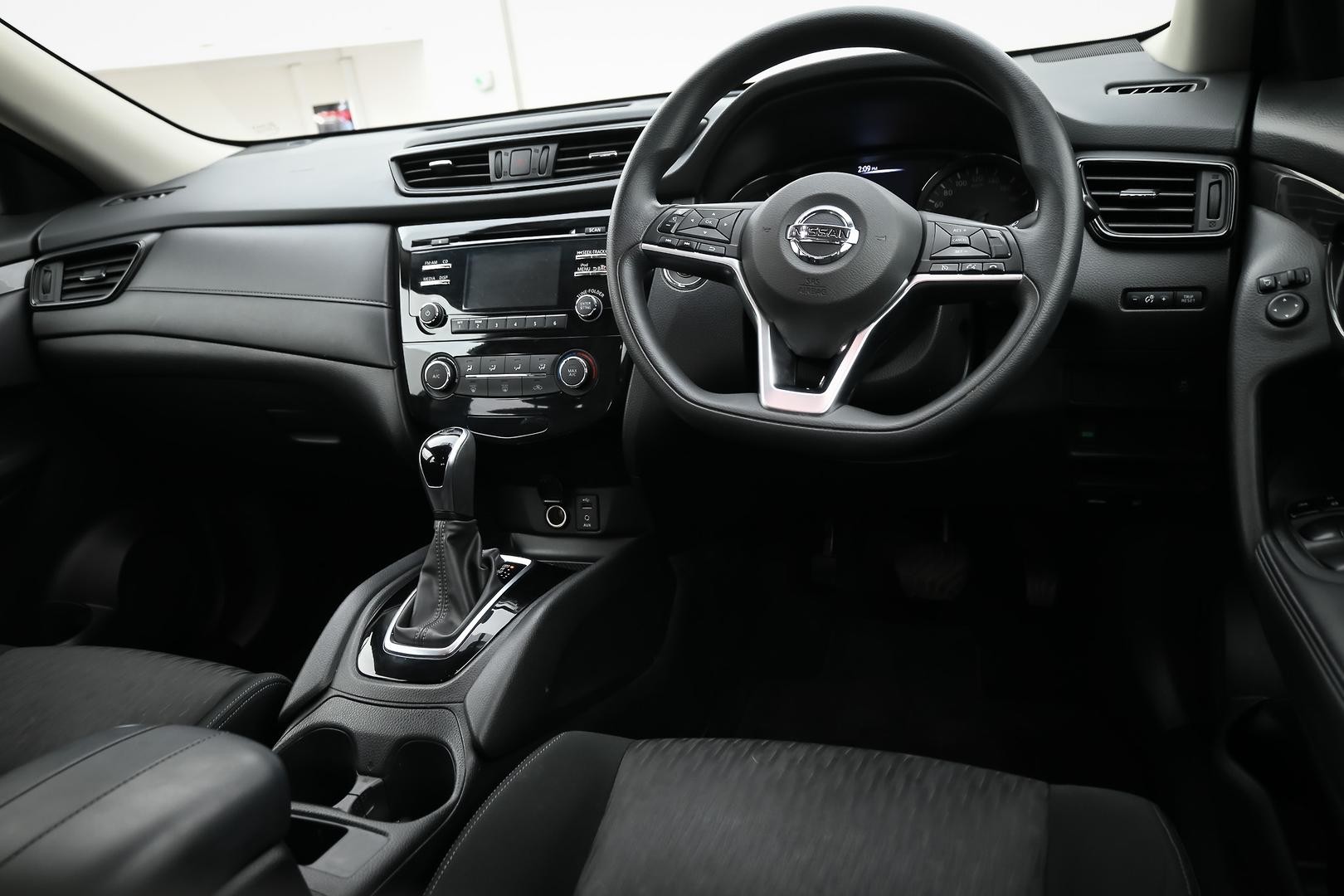 Nissan X-trail image 4