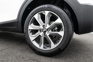 https://dvg-vehicle-assets.s3.amazonaws.com/C4438/1t3u2b1ku091v2nxyasc7djr9.jpg