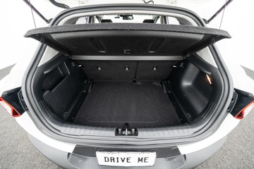 https://dvg-vehicle-assets.s3.amazonaws.com/C4438/d1cskm3120kfkadh5qn5veio6.jpg
