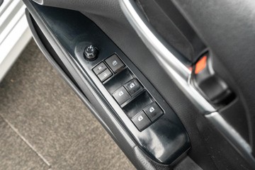 https://dvg-vehicle-assets.s3.amazonaws.com/C4441/9ruwzqv6598fhu9yohl7ymzbx.jpg