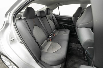 https://dvg-vehicle-assets.s3.amazonaws.com/C4441/evnl7r5kkpq0pyr5vs9g7zs1g.jpg