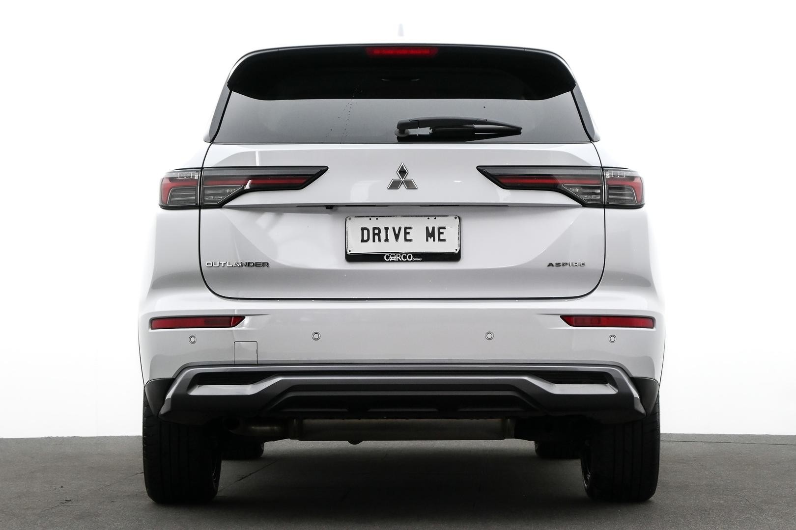 Mitsubishi Outlander image 3