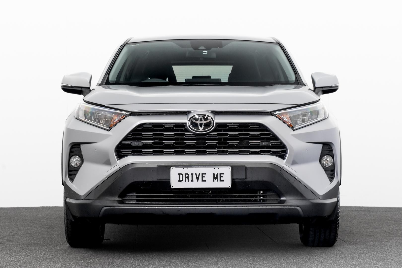 Toyota Rav4 image 2