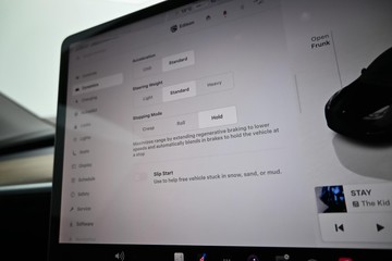 https://dvg-vehicle-assets.s3.amazonaws.com/C4453/3lpntzgdogqymqnd8d4ng10mf.jpg