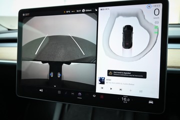 https://dvg-vehicle-assets.s3.amazonaws.com/C4453/64oar7yxt8mr238d1e9di51e2.jpg