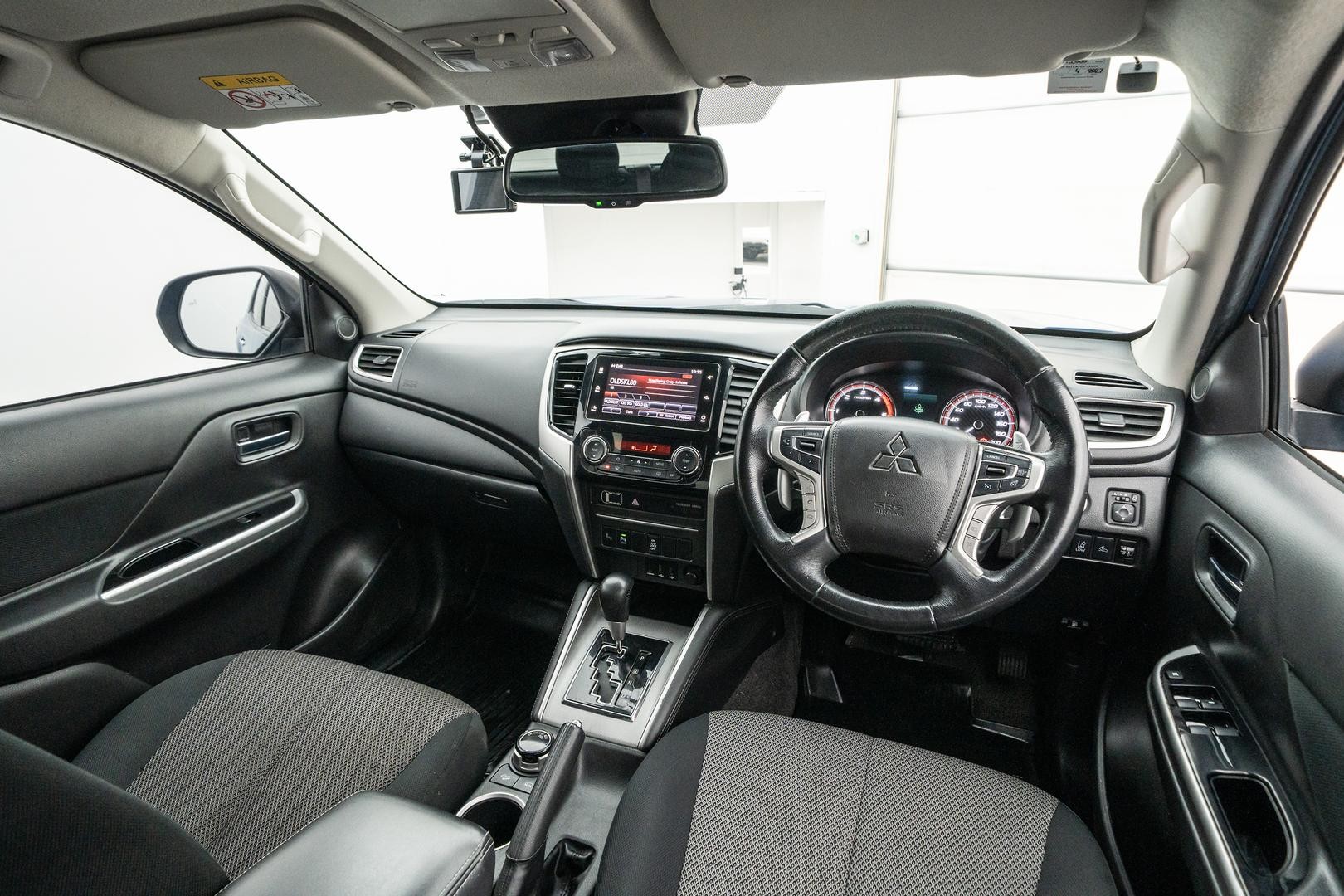 Mitsubishi Triton image 4