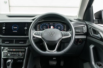 https://dvg-vehicle-assets.s3.amazonaws.com/C4481/dnnxhzcg9sjqndcm2w22l93xg.jpg