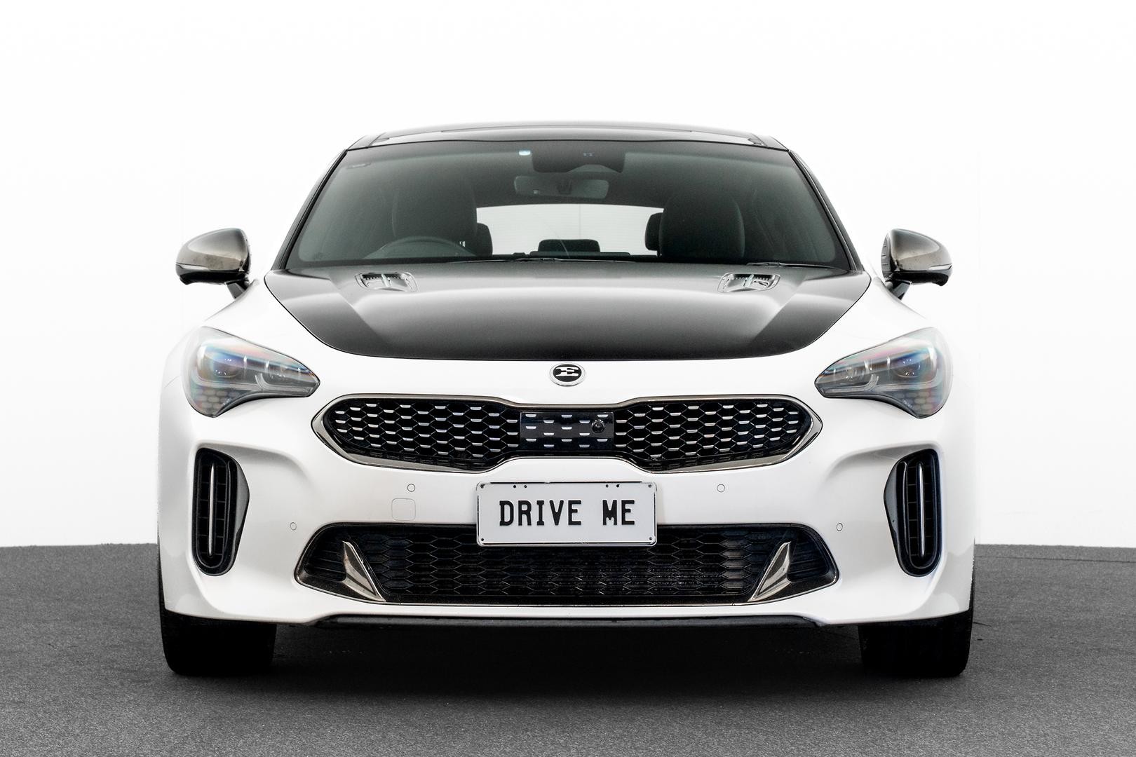 Kia Stinger image 2