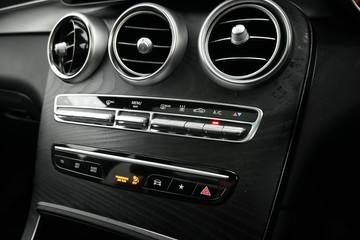 https://dvg-vehicle-assets.s3.amazonaws.com/C4519/5dmszz46j5r9drj13qapjti5g.jpg