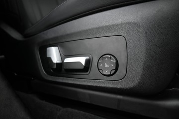 https://dvg-vehicle-assets.s3.amazonaws.com/C4528/8jrns5ia70a55x6zhsoor0yp.jpg