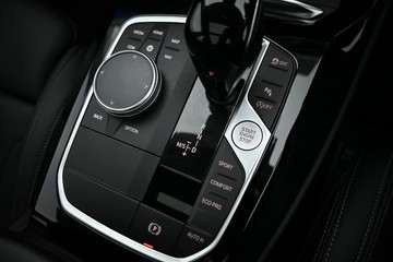 https://dvg-vehicle-assets.s3.amazonaws.com/C4528/ci6lacm1axvj58ezmelgy1it6.jpg