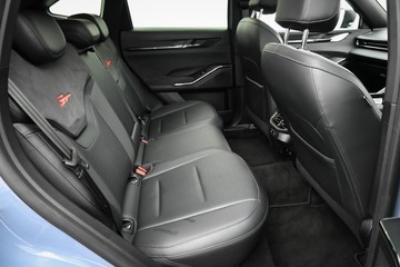 https://dvg-vehicle-assets.s3.amazonaws.com/C4529/bdbg1qloue84x2q7bhpkjdw9n.jpg