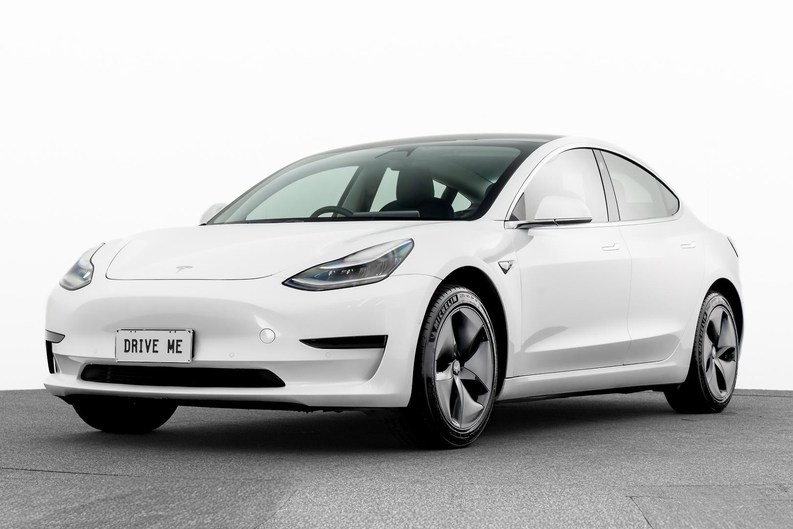 Tesla Model 3 image 1