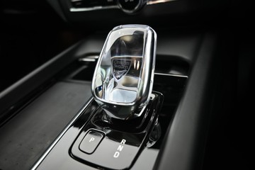 https://dvg-vehicle-assets.s3.amazonaws.com/C4541/wa1sv5hrurxtdod1ybo8t3h9.jpg