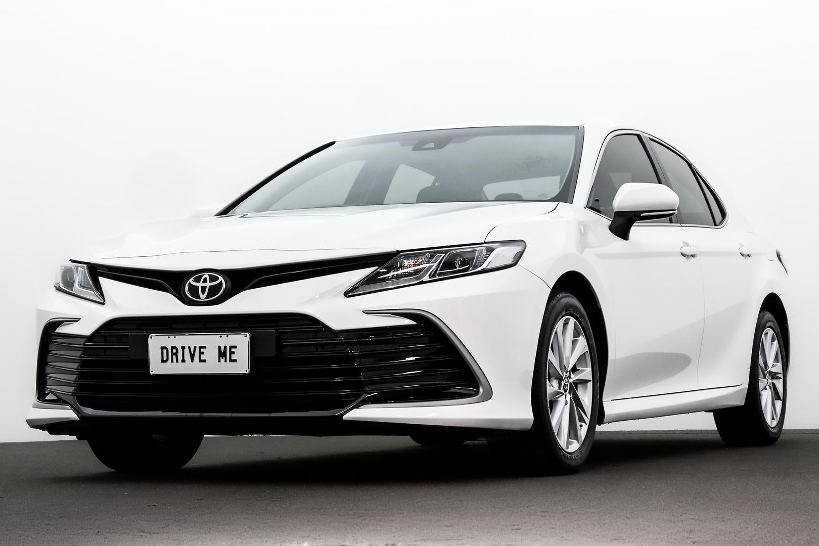Toyota Camry image 1