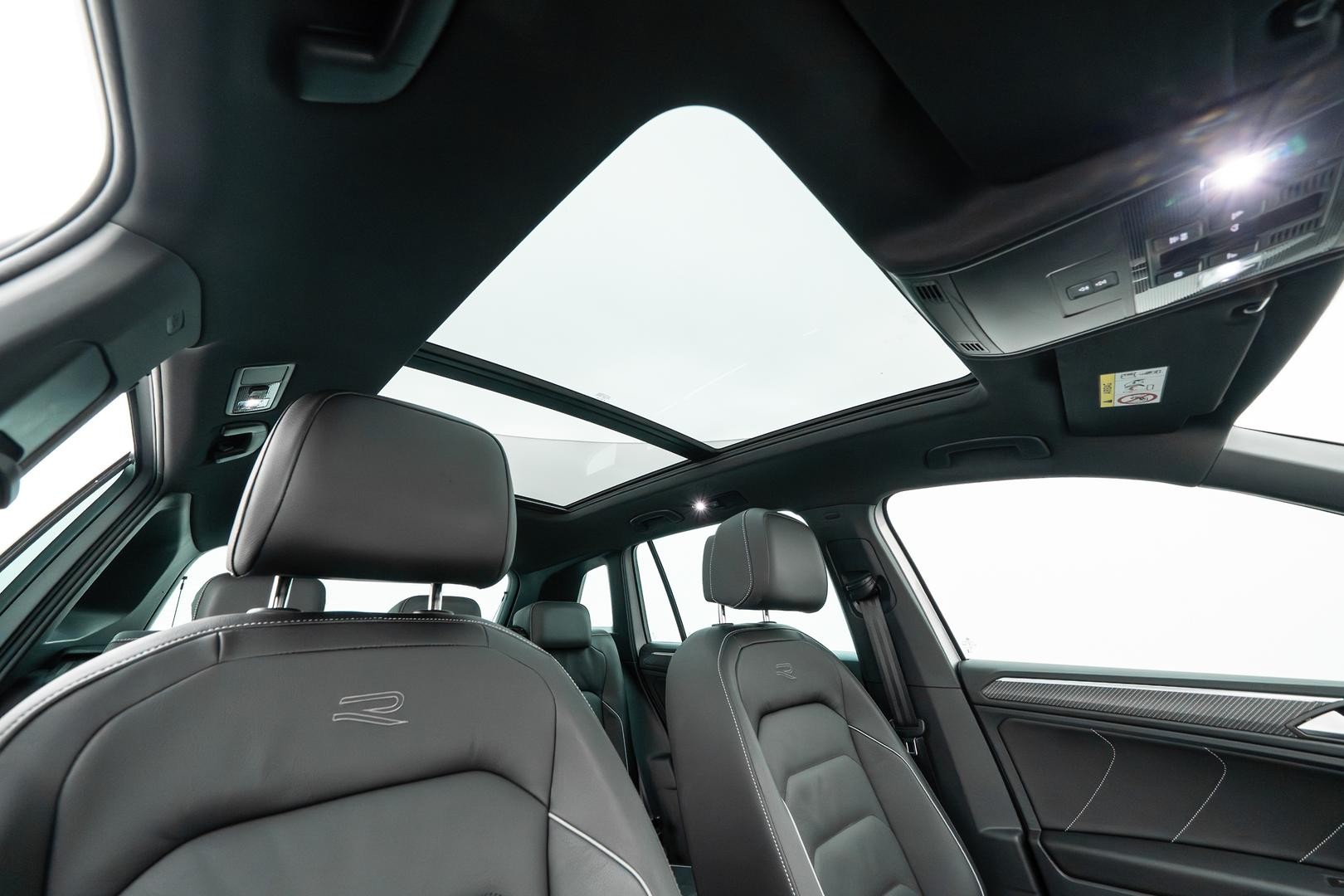 Volkswagen Tiguan image 4