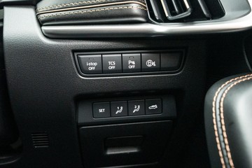 https://dvg-vehicle-assets.s3.amazonaws.com/C4588/196q58frhu16u1987mkqh5asl.jpg