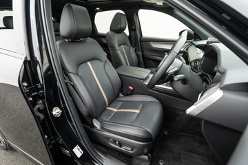 https://dvg-vehicle-assets.s3.amazonaws.com/C4588/adlz5yy813y28v4ssxape1mtc.jpg