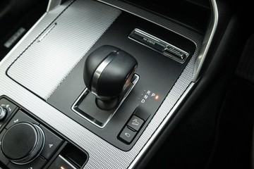 https://dvg-vehicle-assets.s3.amazonaws.com/C4588/e0beph1m4hqyw1w3gthhkp7ca.jpg