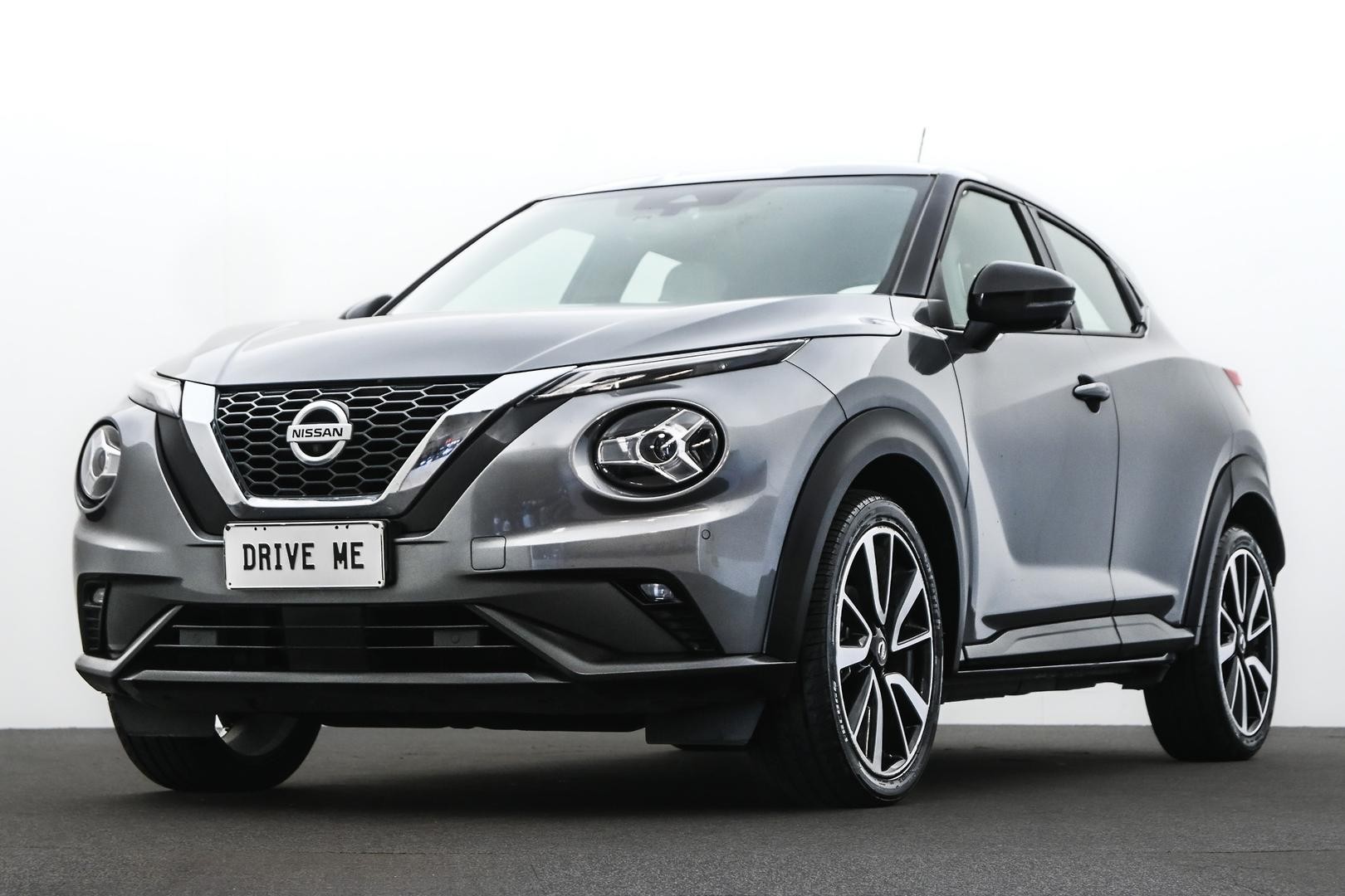 Nissan Juke image 2