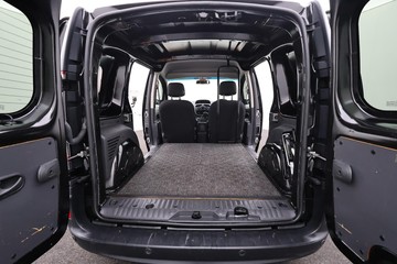 https://dvg-vehicle-assets.s3.amazonaws.com/C4625/9czpcv5kn0ewvlxq0p2pk3mkd.jpg