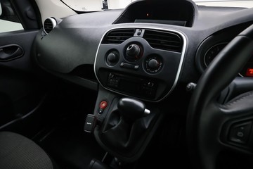 https://dvg-vehicle-assets.s3.amazonaws.com/C4625/e4gk98kc03srqpuhlojlevlma.jpg
