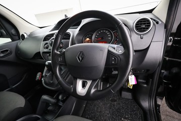 https://dvg-vehicle-assets.s3.amazonaws.com/C4625/fdw7flf2vjgjg5da3tnb46ce.jpg