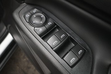 https://dvg-vehicle-assets.s3.amazonaws.com/C4634/6u5zu62de3zcagq19rh8ys3aw.jpg