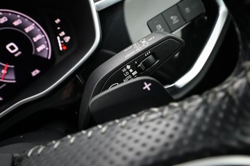 https://dvg-vehicle-assets.s3.amazonaws.com/C4638/em09fkv64i3j67807307t0fip.jpg