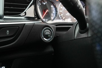 https://dvg-vehicle-assets.s3.amazonaws.com/C4640/6bb01gshqmu0592eyzrphfwme.jpg