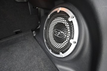 https://dvg-vehicle-assets.s3.amazonaws.com/C4676/4adwnku2fyt2q2506mhoi92os.jpg