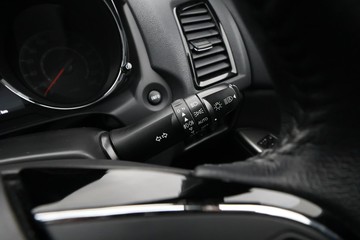 https://dvg-vehicle-assets.s3.amazonaws.com/C4676/bqh9zrjwt67kyfx1j5usau0p4.jpg