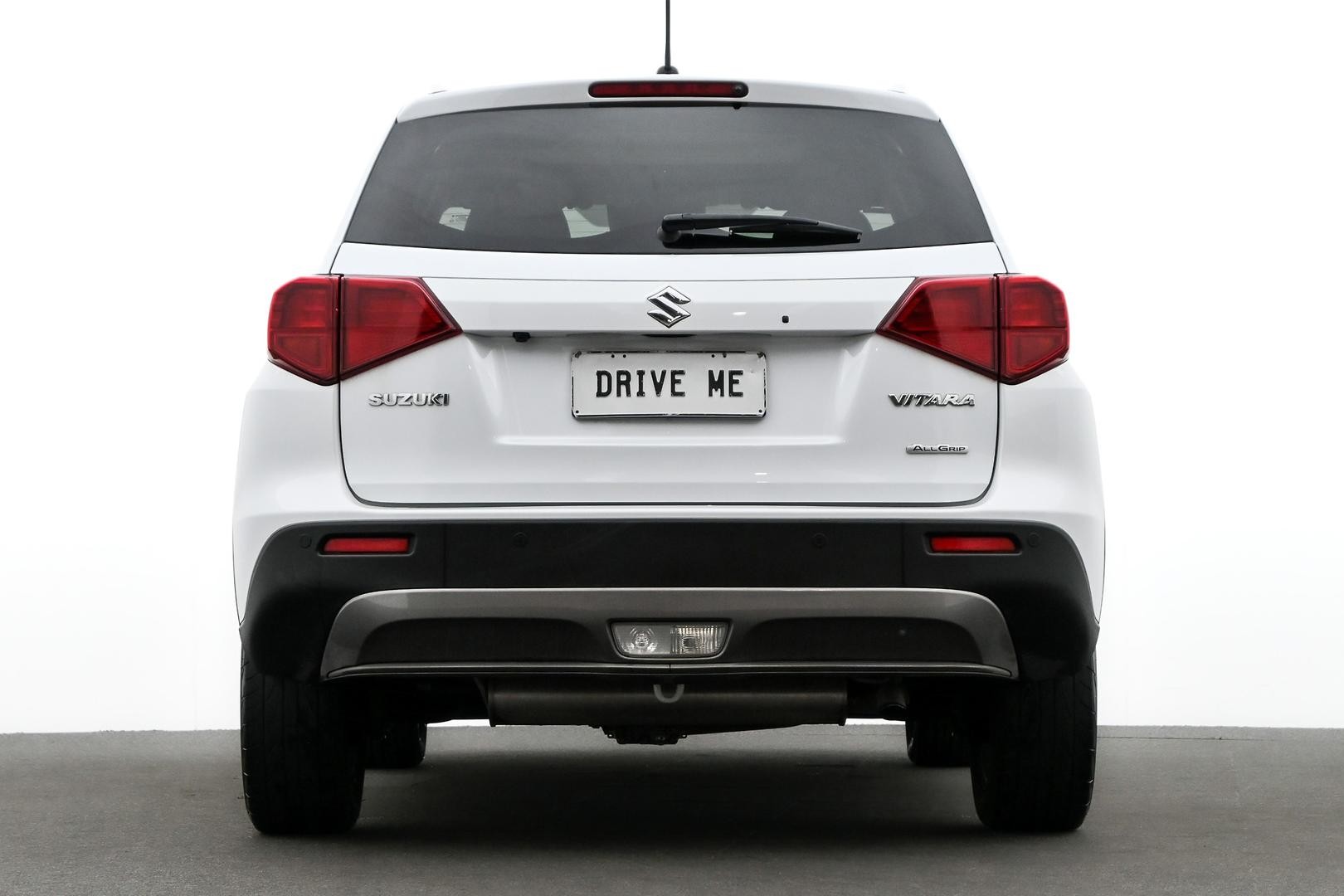 Suzuki Vitara image 3
