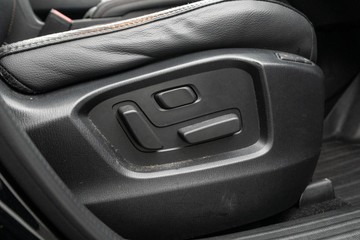 https://dvg-vehicle-assets.s3.amazonaws.com/C4699/2bu8gn7o87u5vsml9eqisj8qj.jpg
