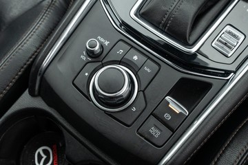 https://dvg-vehicle-assets.s3.amazonaws.com/C4699/egqofihyw41o21tb5u5akjrv4.jpg