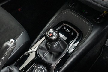 https://dvg-vehicle-assets.s3.amazonaws.com/C4720/vk6tk62j5fmmnhfkxqn2e05h.jpg