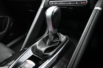 https://dvg-vehicle-assets.s3.amazonaws.com/C4731/bidytpn0fw8foud2js4xot6v3.jpg