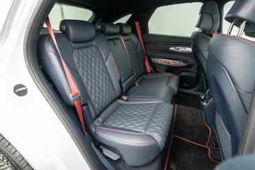 https://dvg-vehicle-assets.s3.amazonaws.com/C4764/4hqgqyyu5ycvd5cjivaerr6ro.jpg