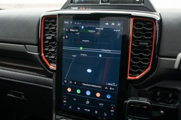 https://dvg-vehicle-assets.s3.amazonaws.com/C4771/1xddroys3eug1067civmic74p.jpg