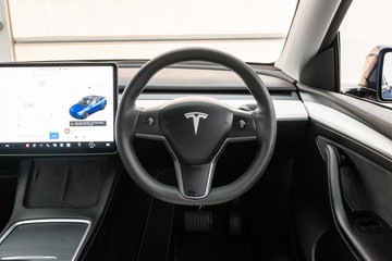 https://dvg-vehicle-assets.s3.amazonaws.com/C4799/6osu7q56dzenx3plgpss2vq6s.jpg