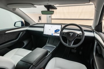https://dvg-vehicle-assets.s3.amazonaws.com/C4799/a9yys3mvq3zk7jxa7c1m82k25.jpg