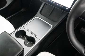 https://dvg-vehicle-assets.s3.amazonaws.com/C4799/awufnr3fsubyrr0cqlarr1z54.jpg